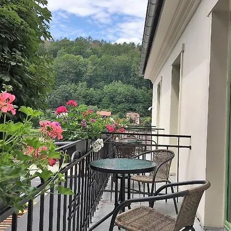 Jitrenka - Breakfast Included & Free Parking