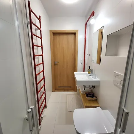 Hotel Jitrenka - Breakfast Included & Free Parking Hřensko