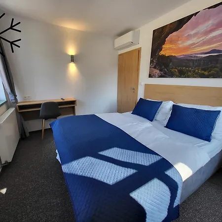 Pension Jitrenka Hrensko - Breakfast Included & Free Parking