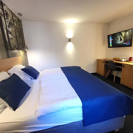 Pension Jitrenka Hrensko - Breakfast Included & Free Parking Hrensko