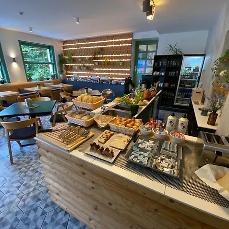 Jitrenka - Breakfast Included & Free Parking 3*