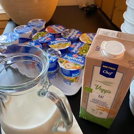 Отель Jitrenka - Breakfast Included & Free Parking