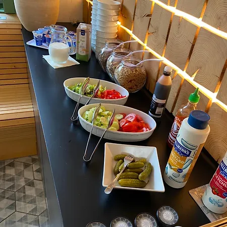 Jitrenka - Breakfast Included & Free Parking Hotel 3*