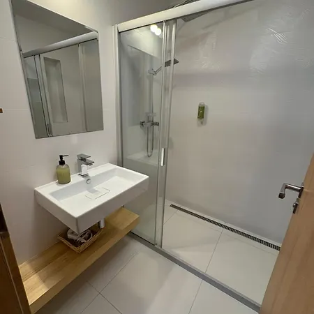 Jitrenka - Breakfast Included & Free Parking Hotel 3*