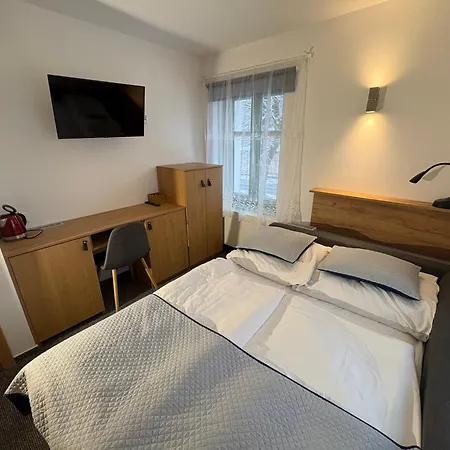 Hotel Jitrenka - Breakfast Included & Free Parking