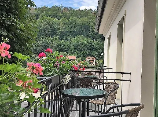 Jitrenka - Breakfast Included & Free Parking