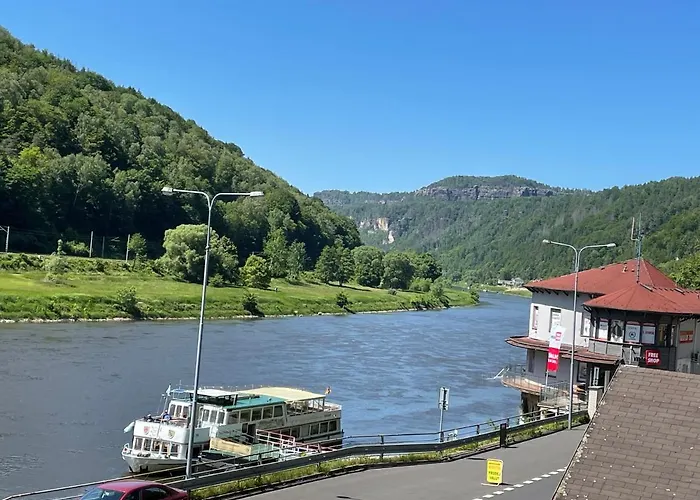 Hotel Jitrenka - Breakfast Included & Free Parking 3*