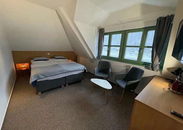 Jitrenka - Breakfast Included & Free Parking 3*