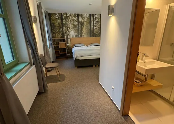 Jitrenka - Breakfast Included & Free Parking Hotel 3*