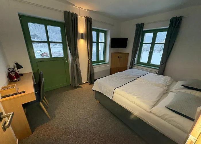 Jitrenka - Breakfast Included & Free Parking Hotel Hřensko